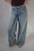 Bella button jeans