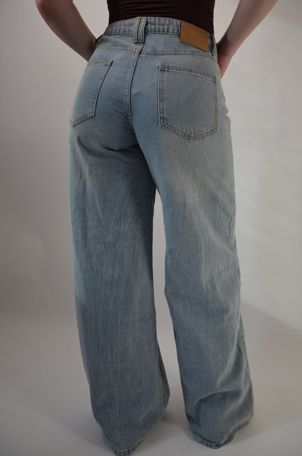 Bella button jeans