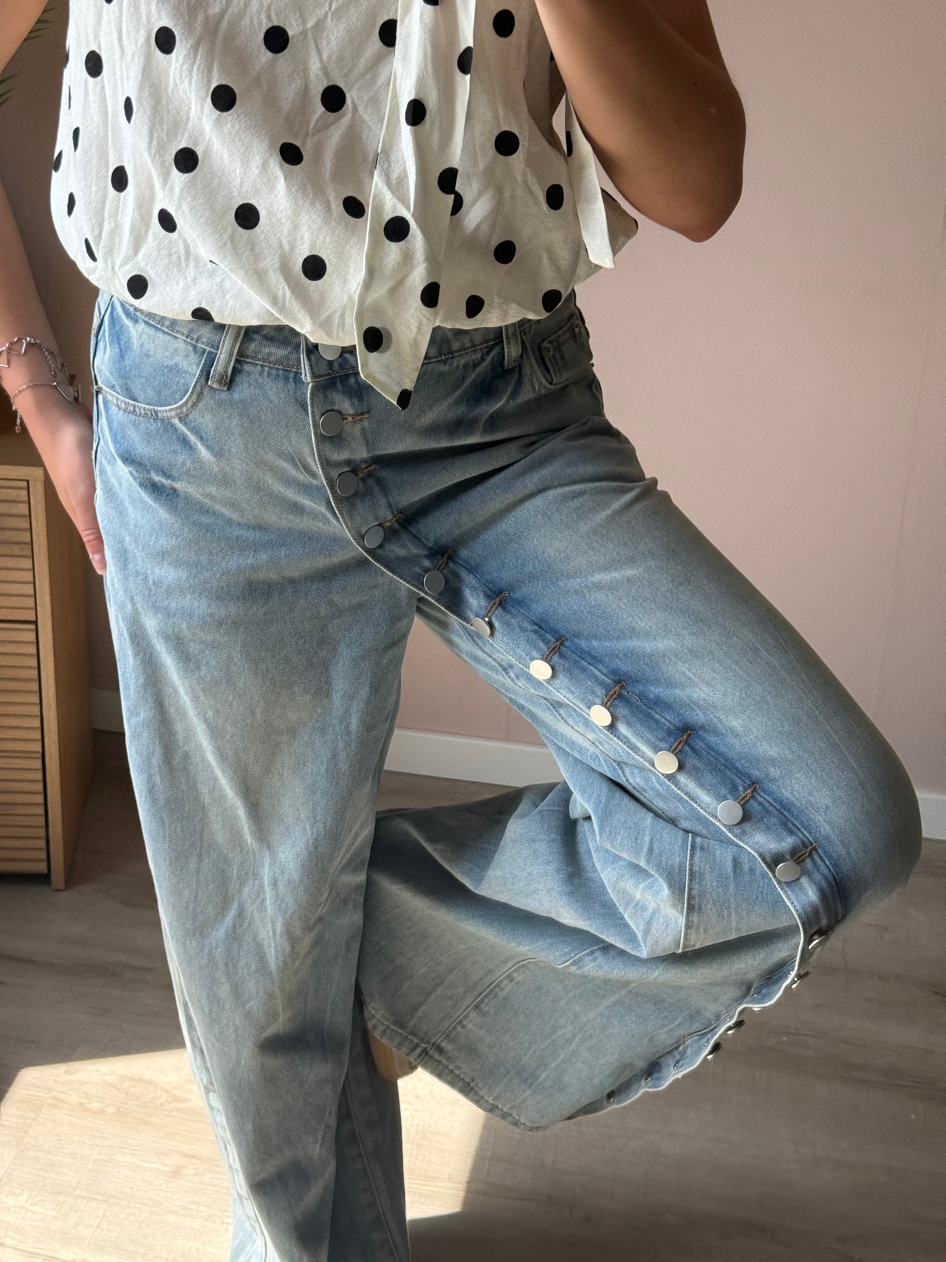Bella button jeans