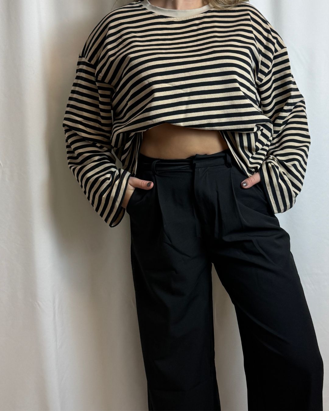 Nova streeptop zwart/beige