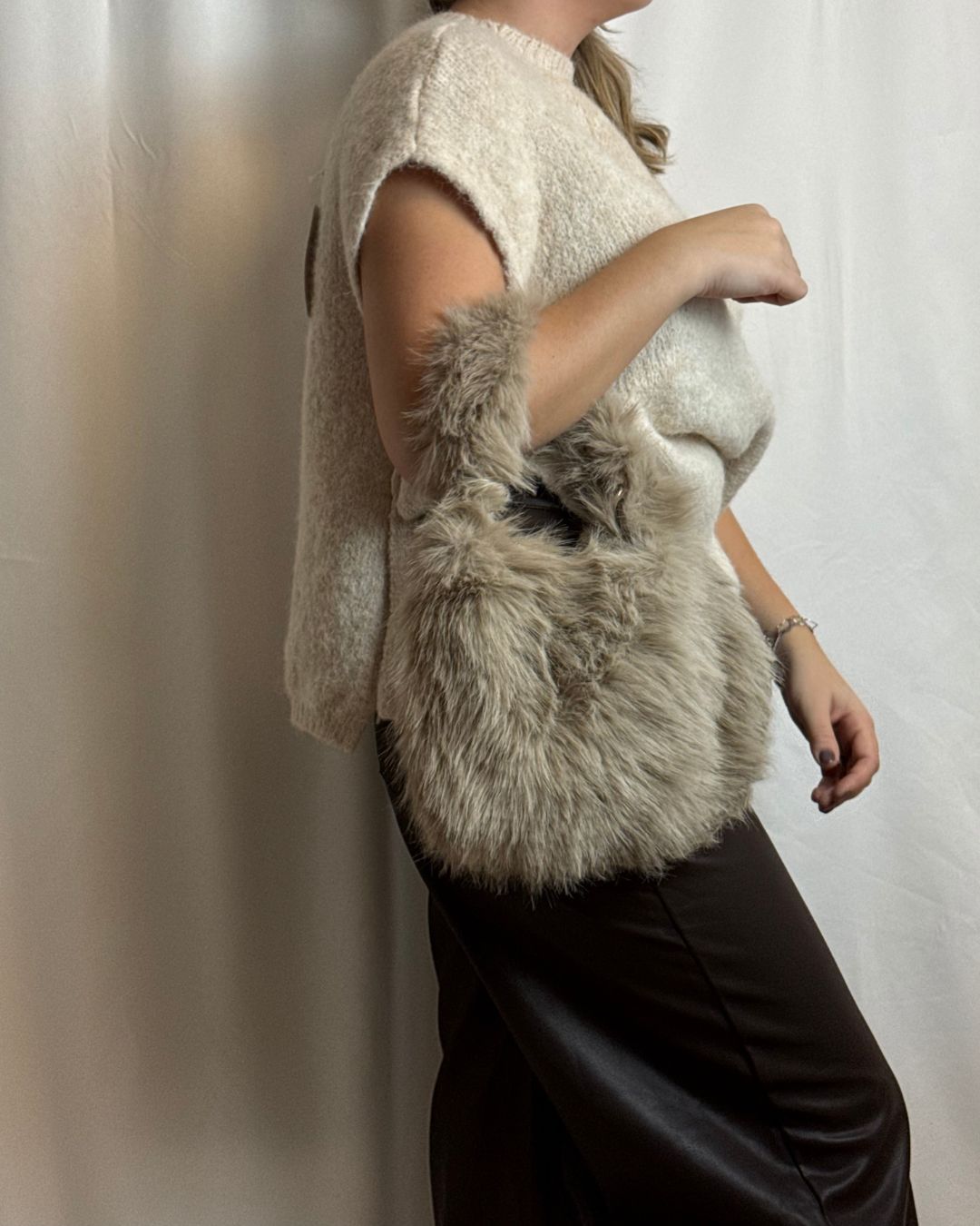 Eefje fluffy tas beige