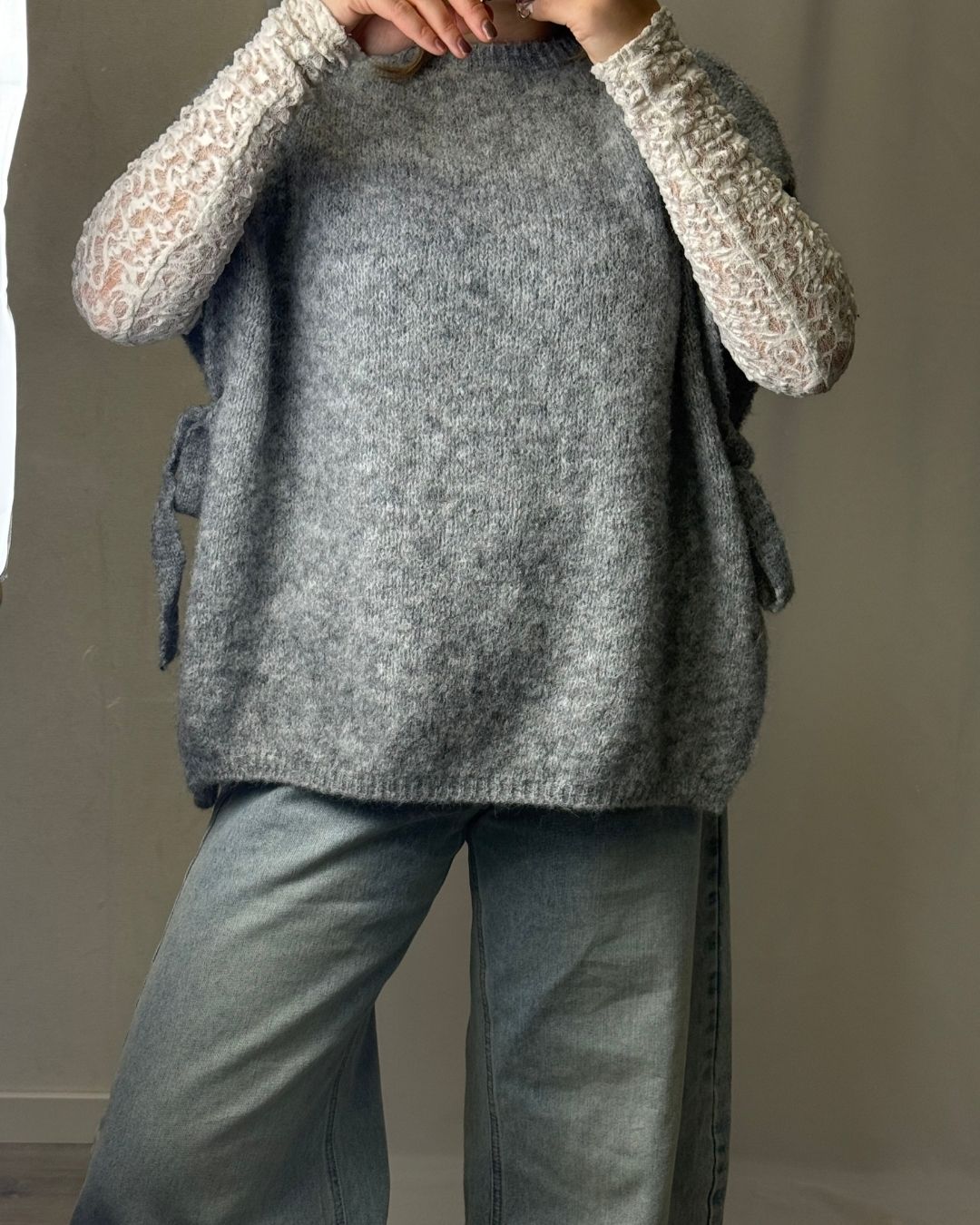 Mila tie me top grijs